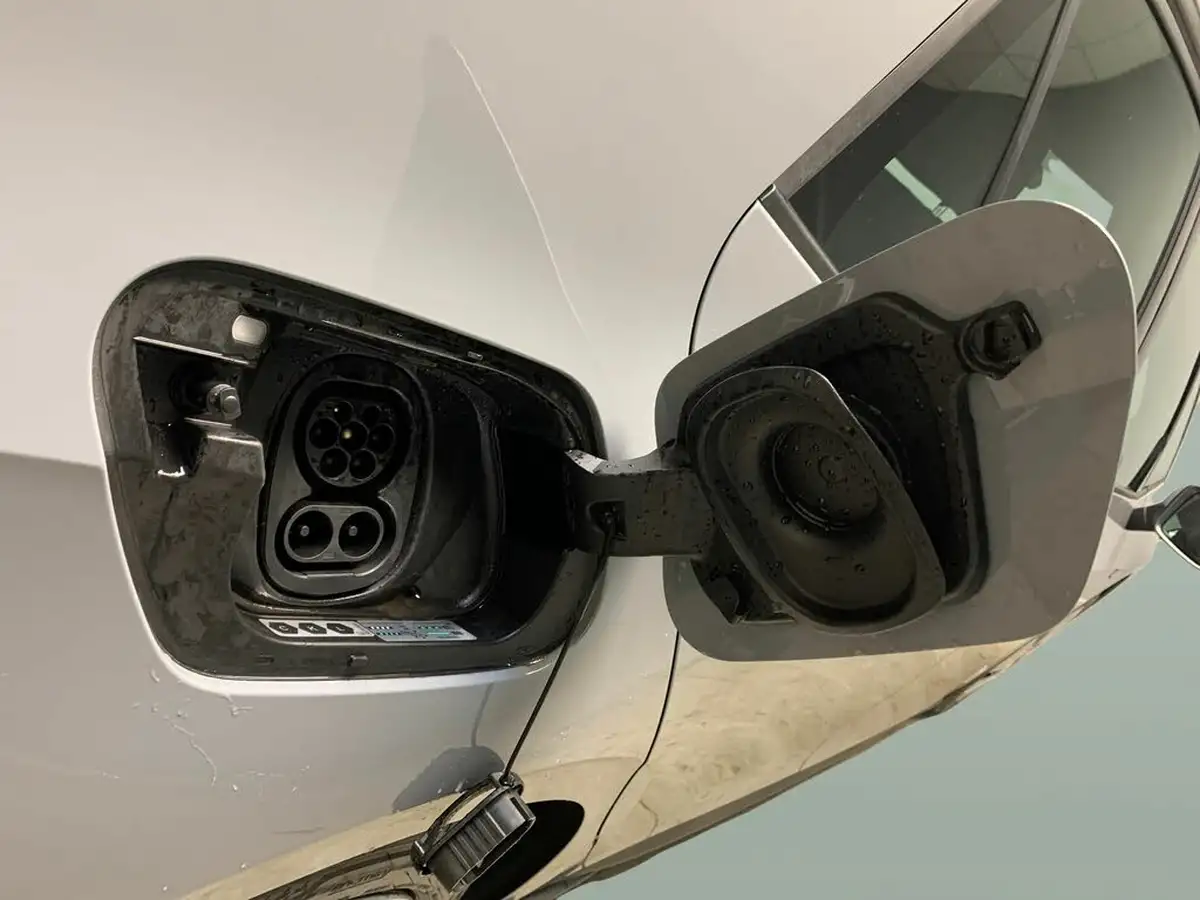 2022-volkswagen-id3-e-life-204ps-58kwh-pro-performance-big-30