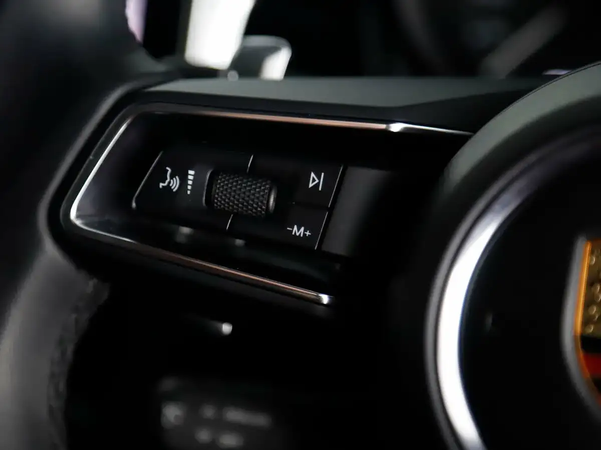 2024-porsche-macan-29-v6-s-big-20