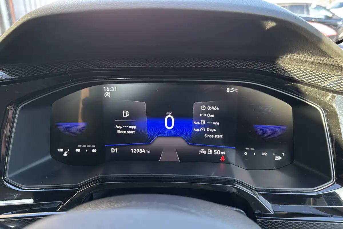 2023-volkswagen-polo-10-tsi-life-dsg-big-12