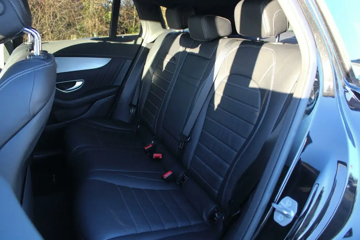 2021-mercedes-benz-eqc-e-eqc-400-amg-line-big-21