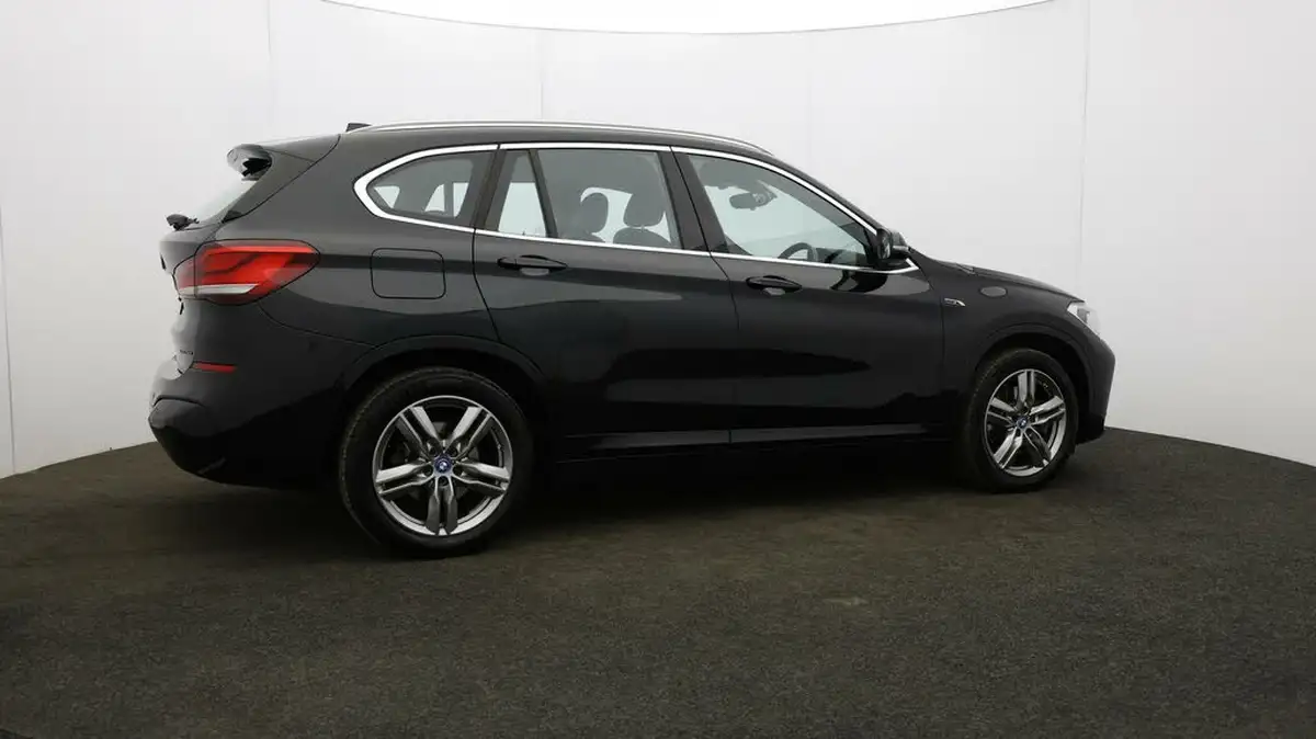 2022-bmw-x1-15-xdrive-25e-phev-m-sport-big-48