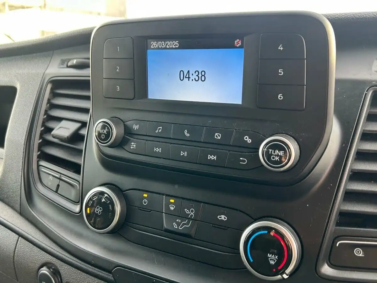 2019-ford-transit-custom-20tdci-300-l1h1-leader-105pseu6dt-double-cab-in-van-big-26