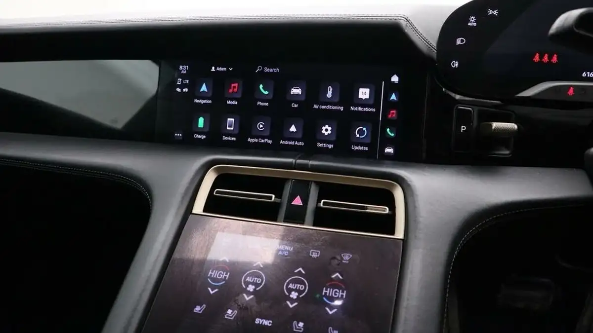 2020-porsche-taycan-e-4s-571ps-performance-battery-plus-big-6