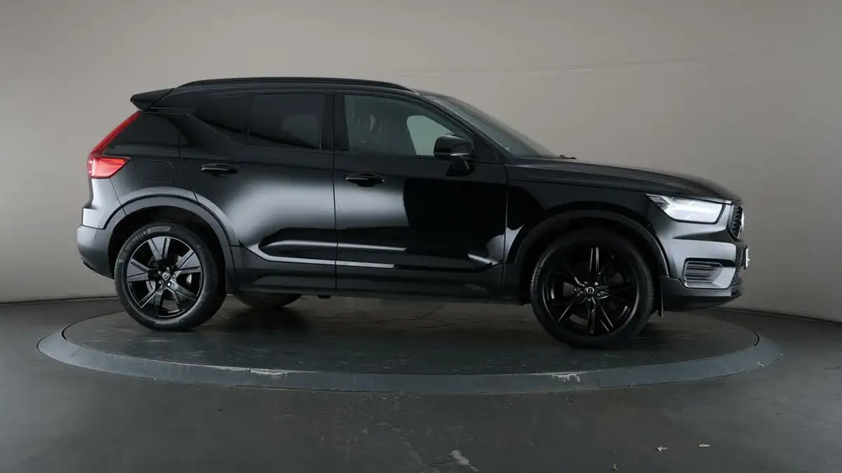 2021-volvo-xc40-15-t4-r-design-208bhp-big-51