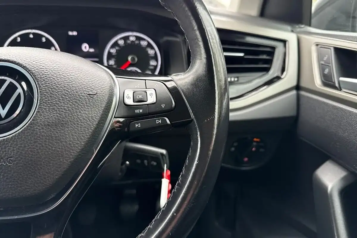 2021-volkswagen-polo-10-match-big-29
