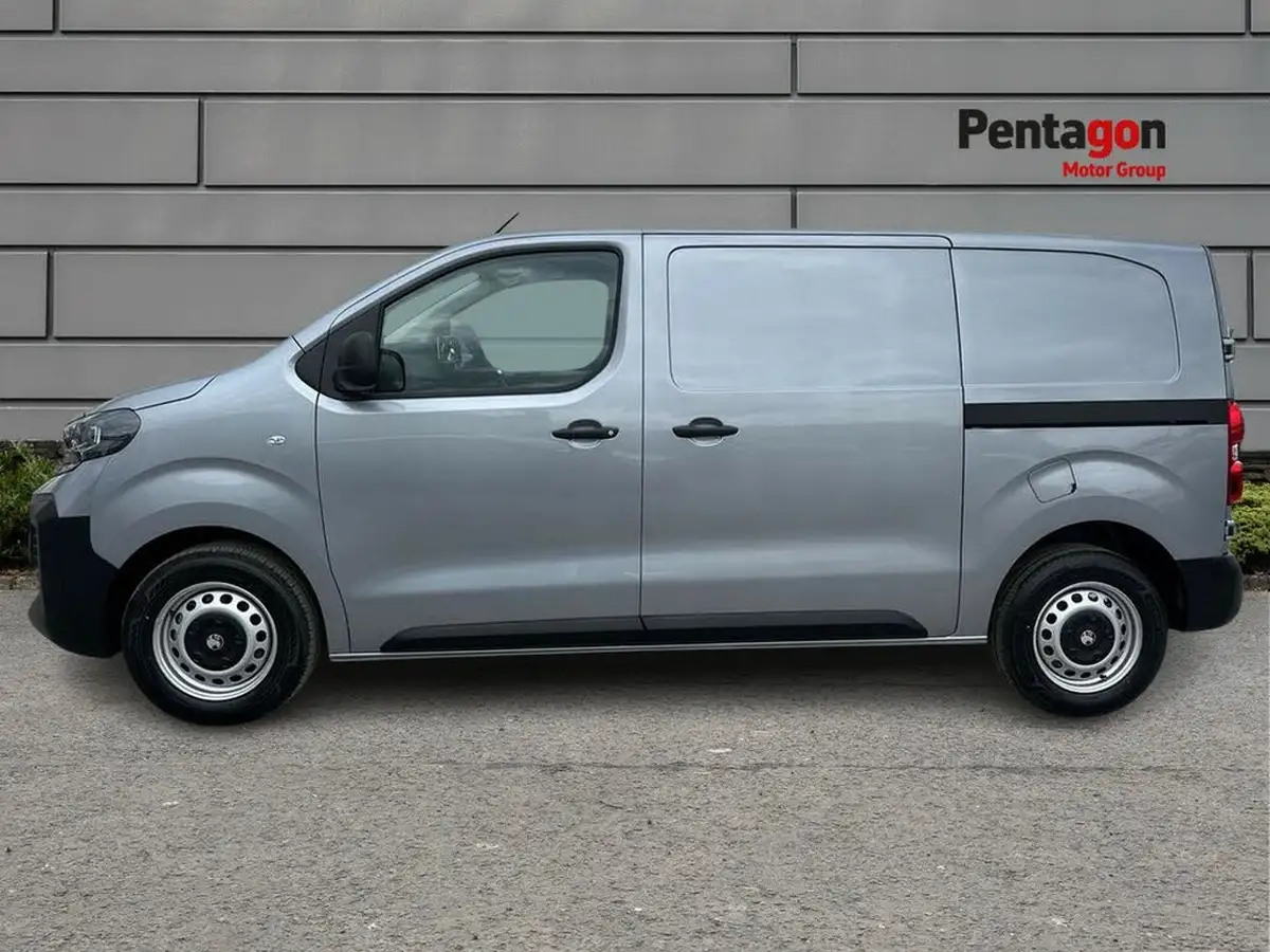 2025-vauxhall-vivaro-15td-xl-pro-big-11
