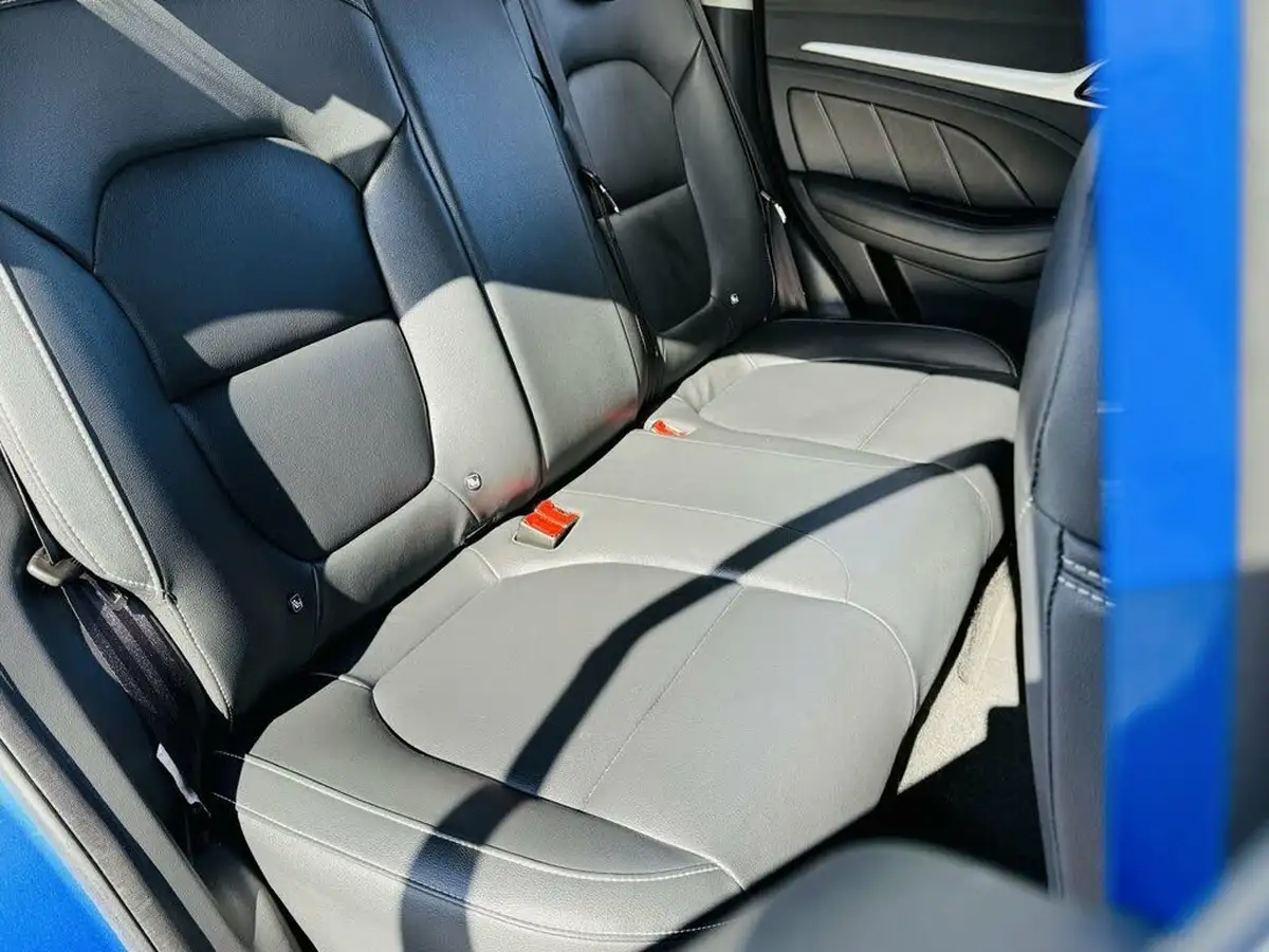 2018-mg-zs-suv-10t-gdi-exclusive-big-10