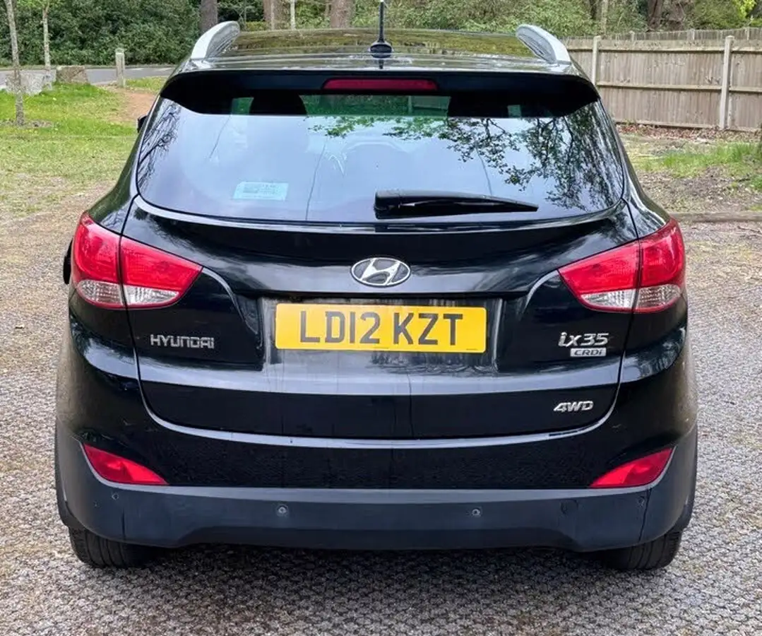 2012-hyundai-ix35-20td-premium-4wd-big-11