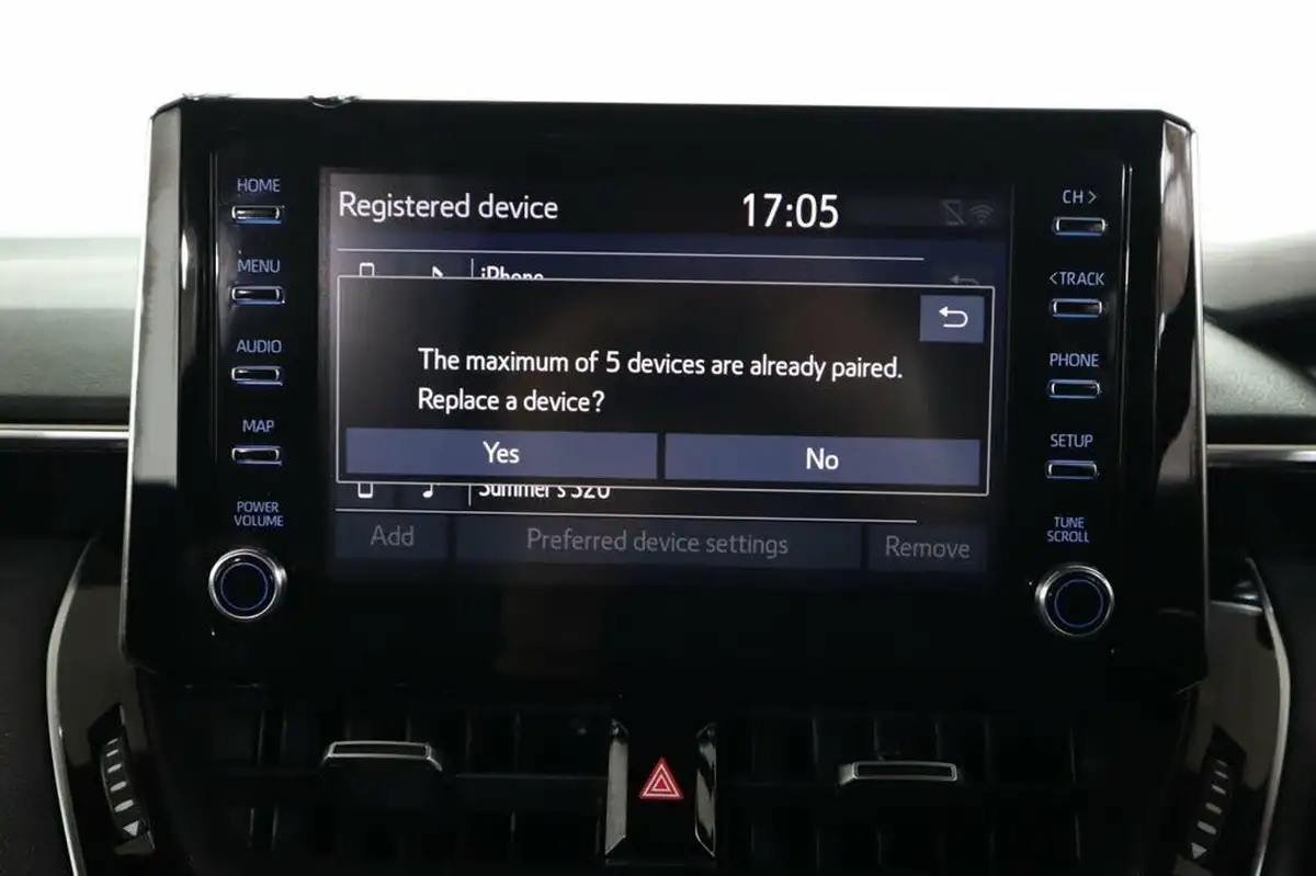 2021-toyota-corolla-20-vvt-i-icon-tech-touring-sports-big-32