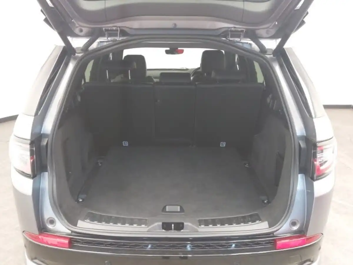 2021-land-rover-discovery-sport-15-p300e-r-dynamic-se-big-12