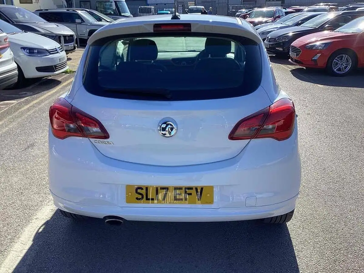 2017-vauxhall-corsa-14i-sri-vx-line-75ps-ecoflex-3d-big-11