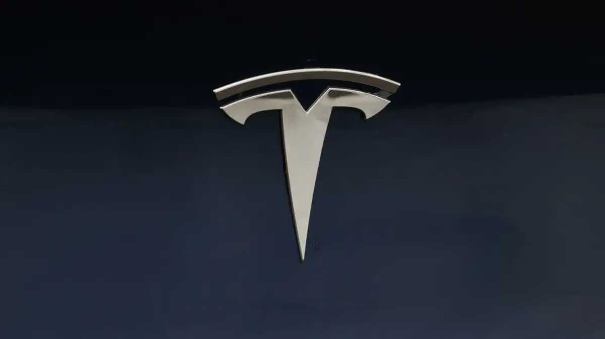 2021-tesla-model-3-e-standard-plus-big-21