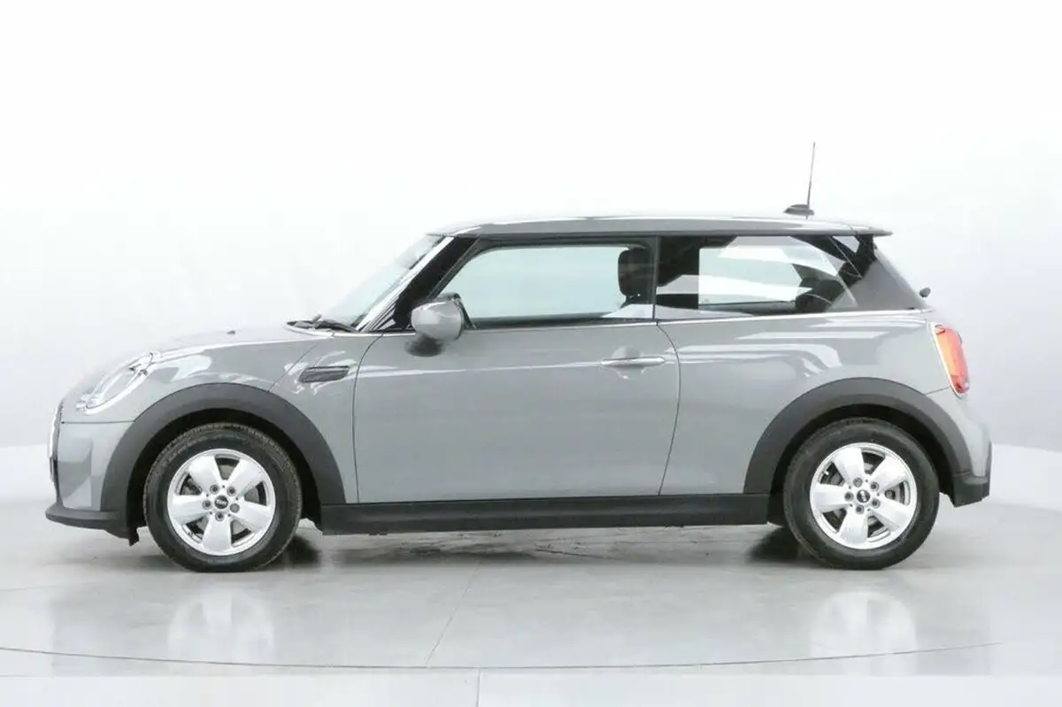 2022-mini-cooper-15-cooper-classic-hatchback-3d-big-4
