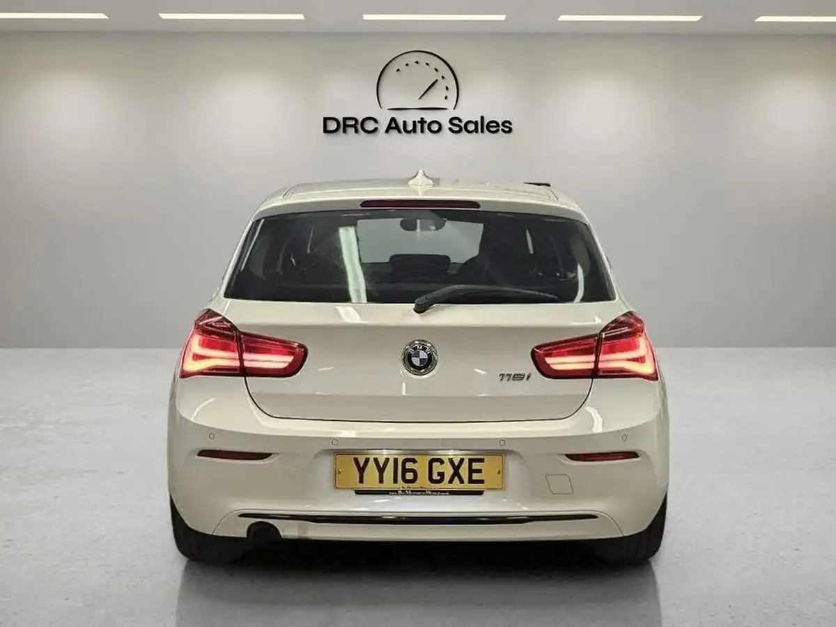 2016-bmw-1-series-15-118i-sport-5d-big-5