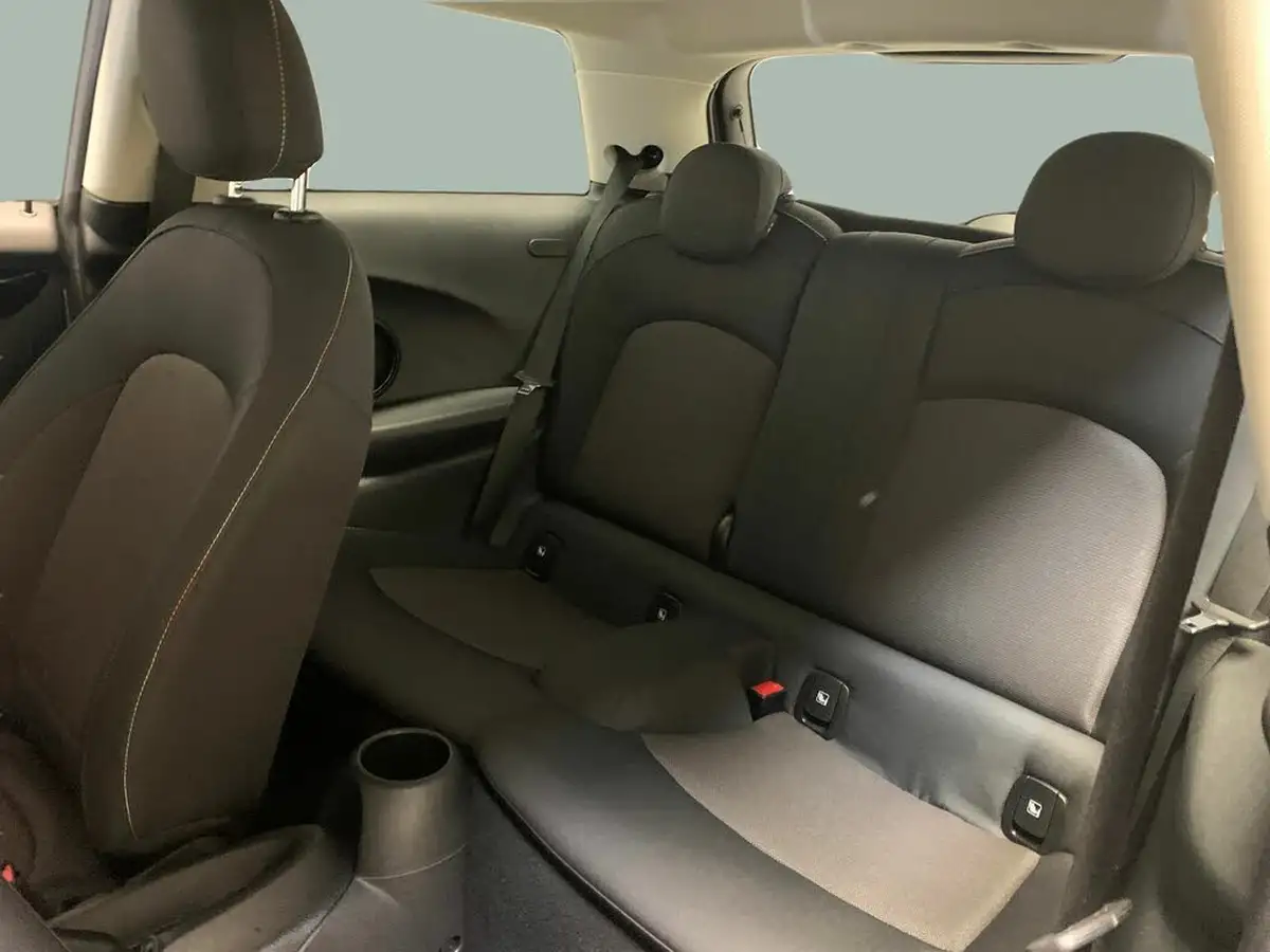 2022-mini-cooper-15-cooper-classic-hatchback-3d-big-20