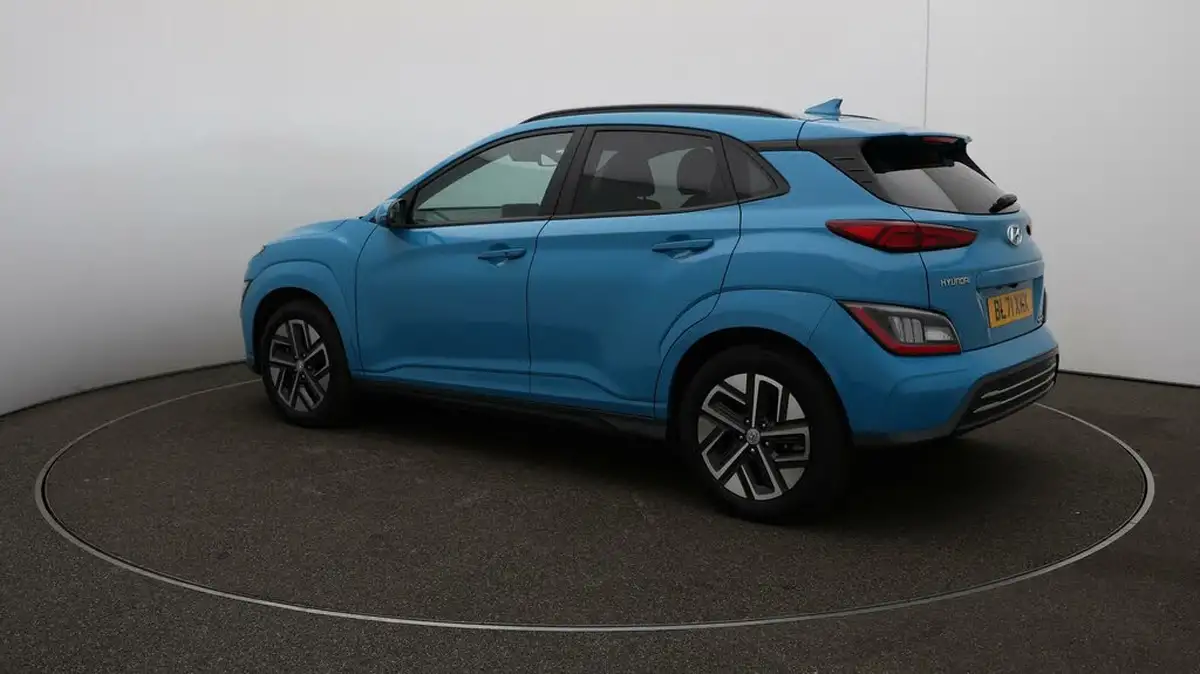 2022-hyundai-kona-e-premium-204ps-64kwh-7kw-obc-big-30