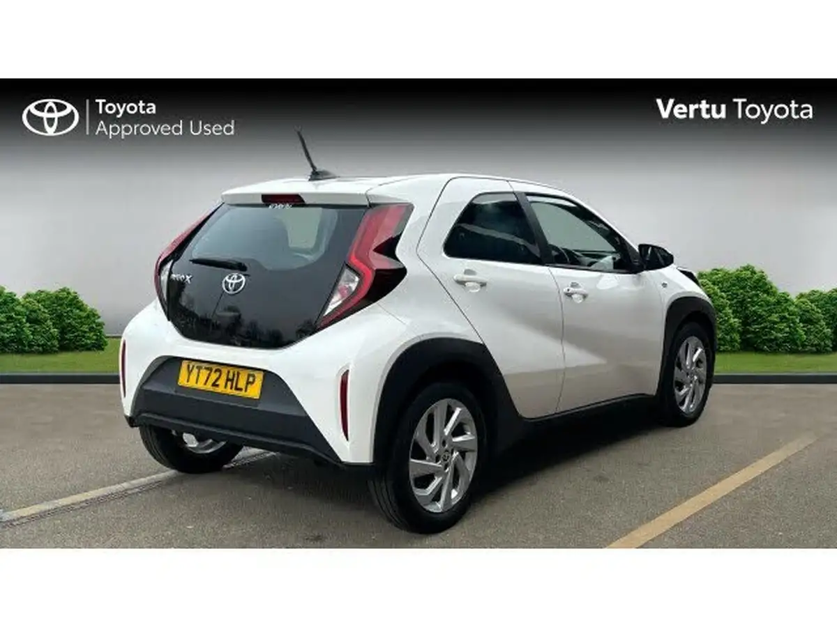 2022-toyota-aygo-x-10-vvt-i-pure-big-1