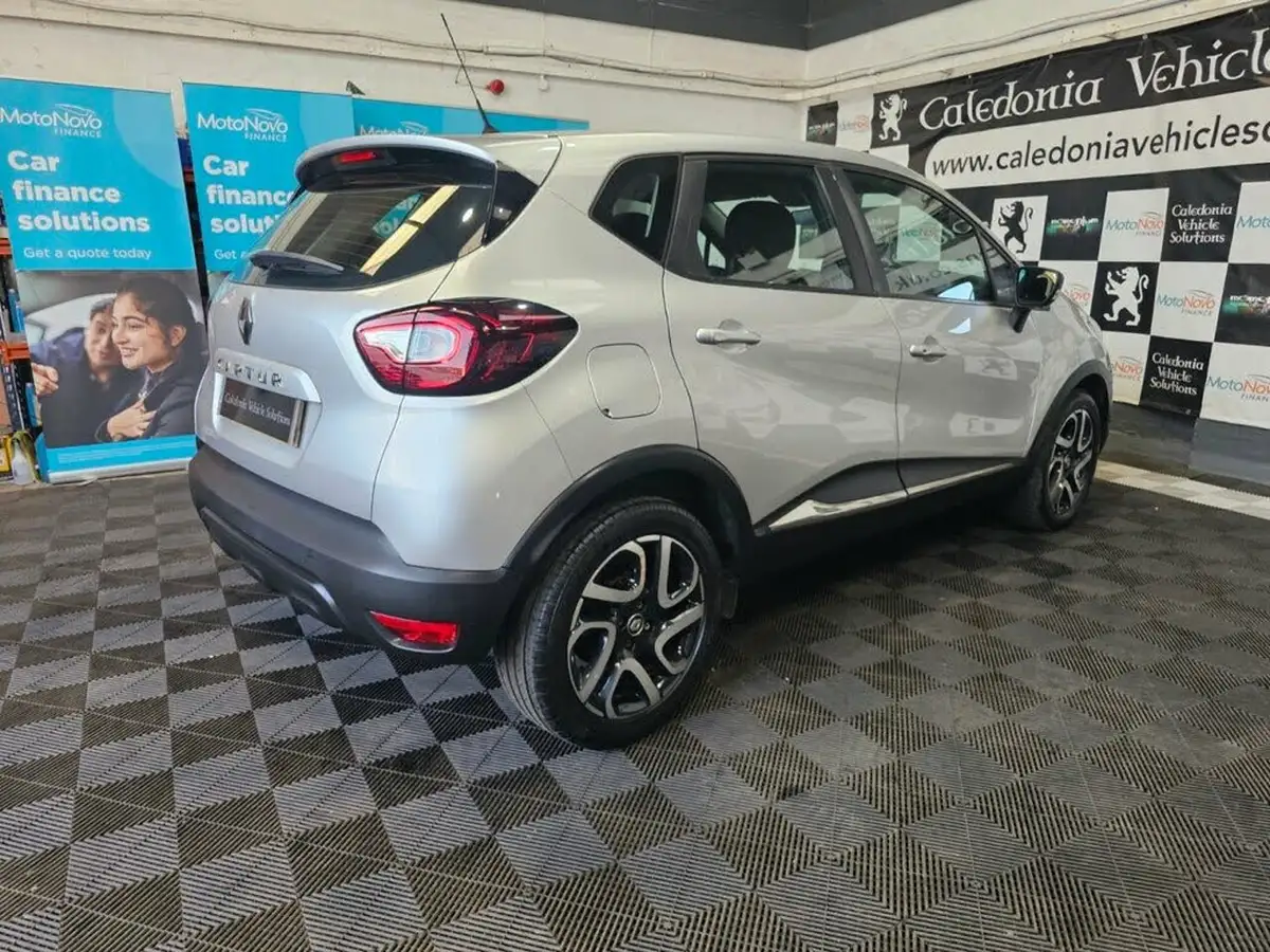 2018-renault-captur-09-tce-dynamique-nav-big-17