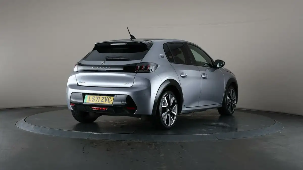 2021-peugeot-208-e-gt-50kwh-big-59