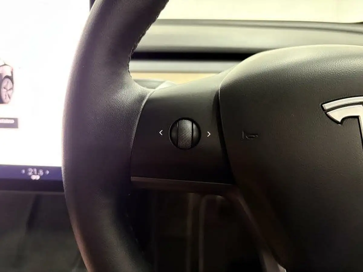 2023-tesla-model-3-e-long-range-346bhp-big-15