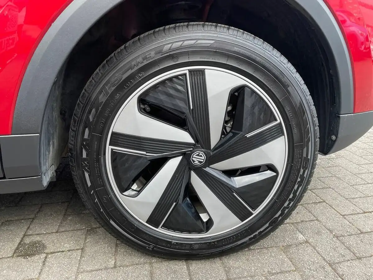 2024-mg-zs-suv-e-trophy-connect-ev-156ps-long-range-big-8