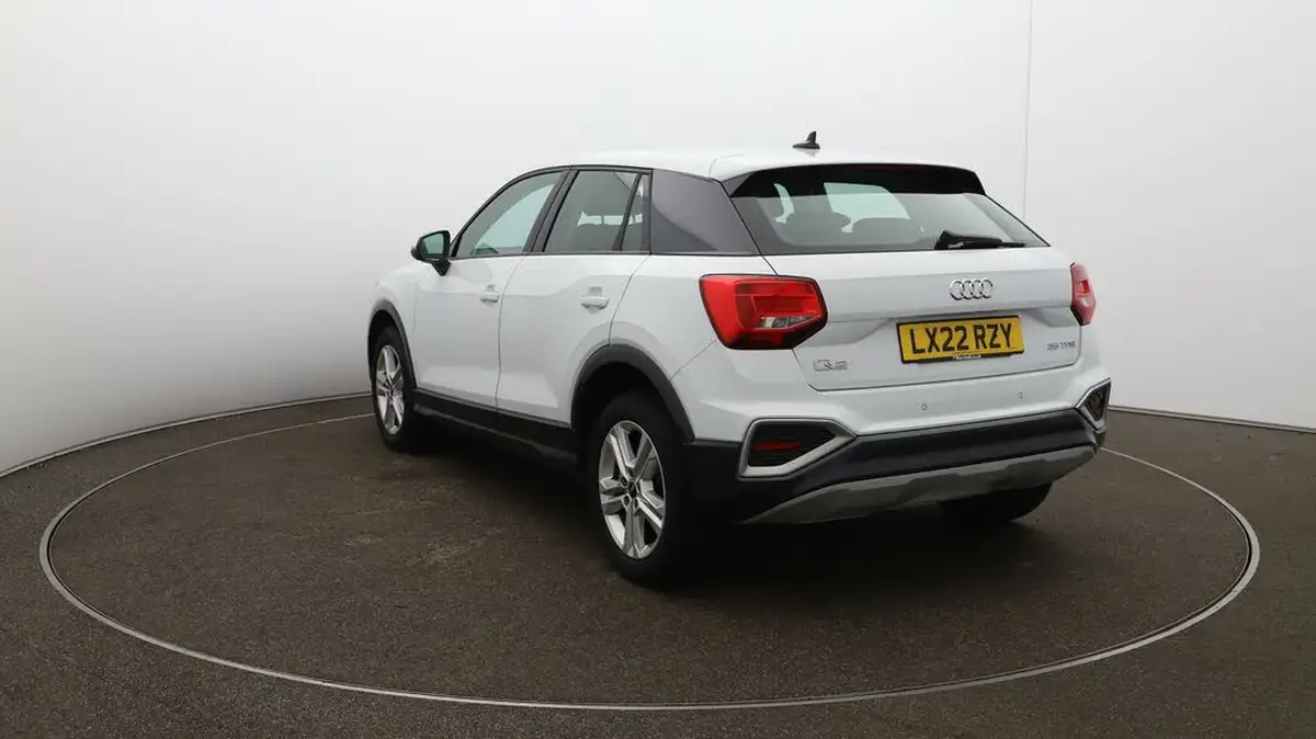 2022-audi-q2-15-35-tfsi-sport-s-tronic-big-50