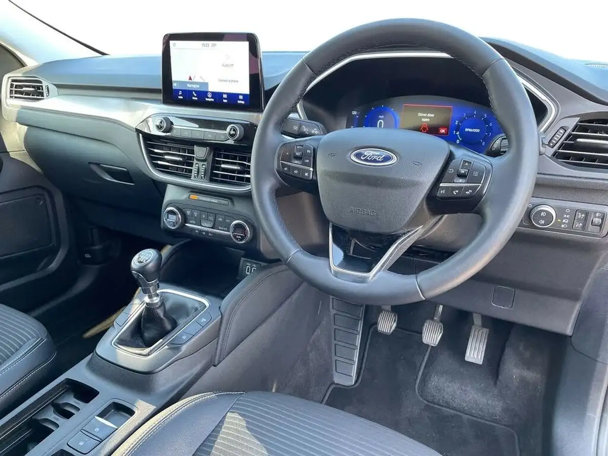 2022-ford-kuga-15t-titanium-edition-big-4