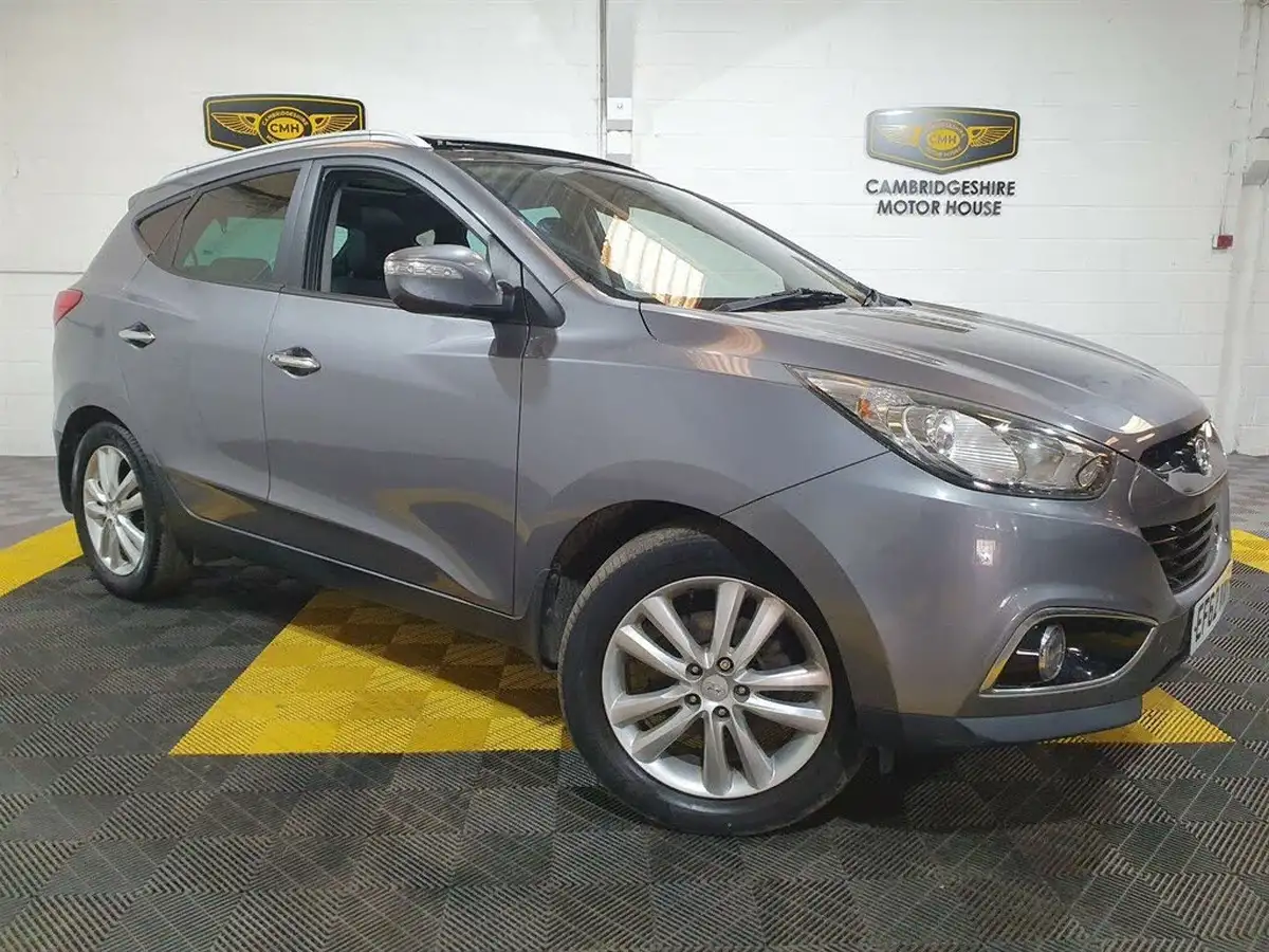 2012-hyundai-ix35-20td-premium-4wd-big-0