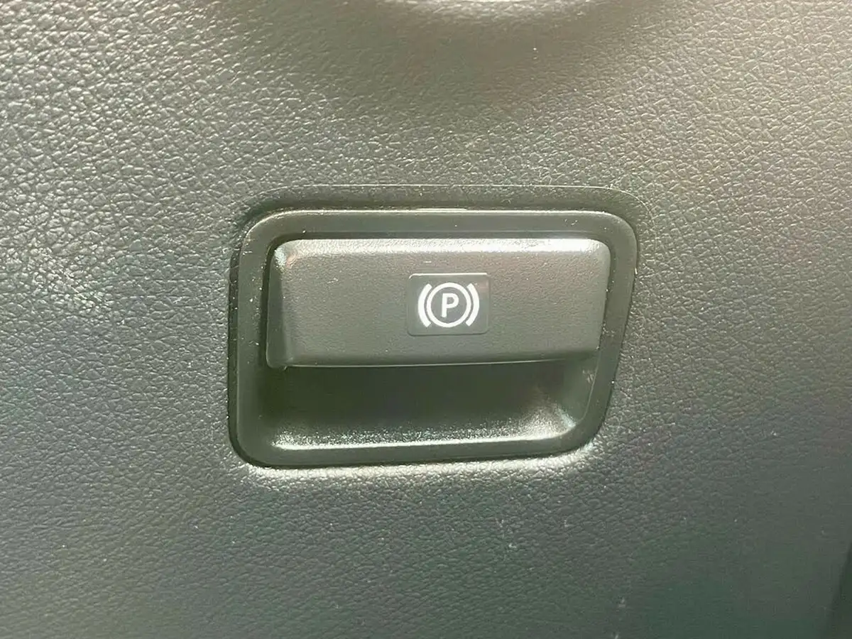 2021-mercedes-benz-vito-18-cdi-114-progressive-l2-panel-big-23