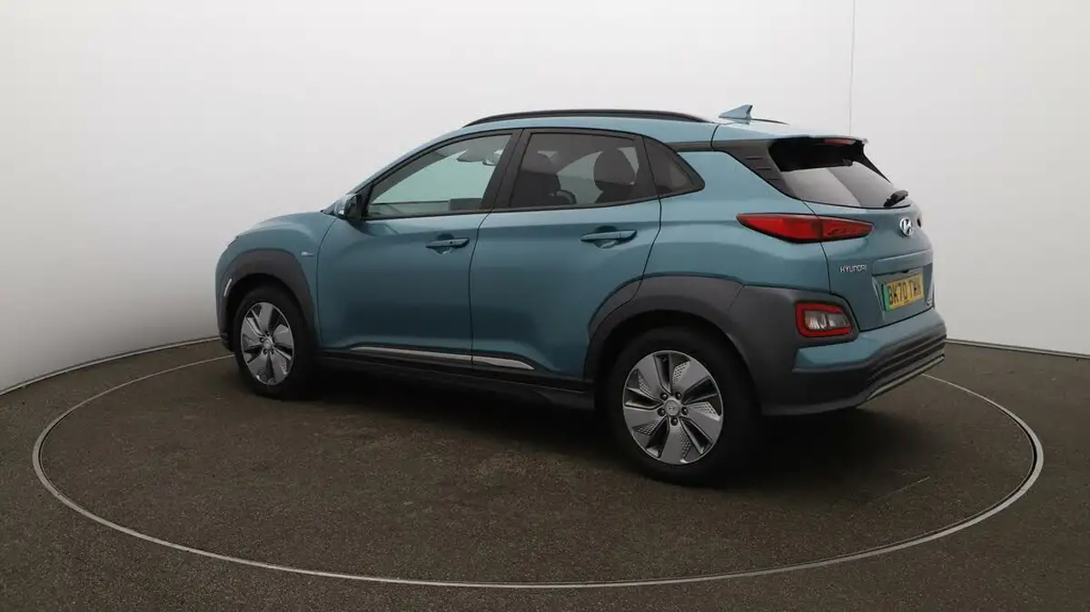 2020-hyundai-kona-e-premium-204ps-big-28