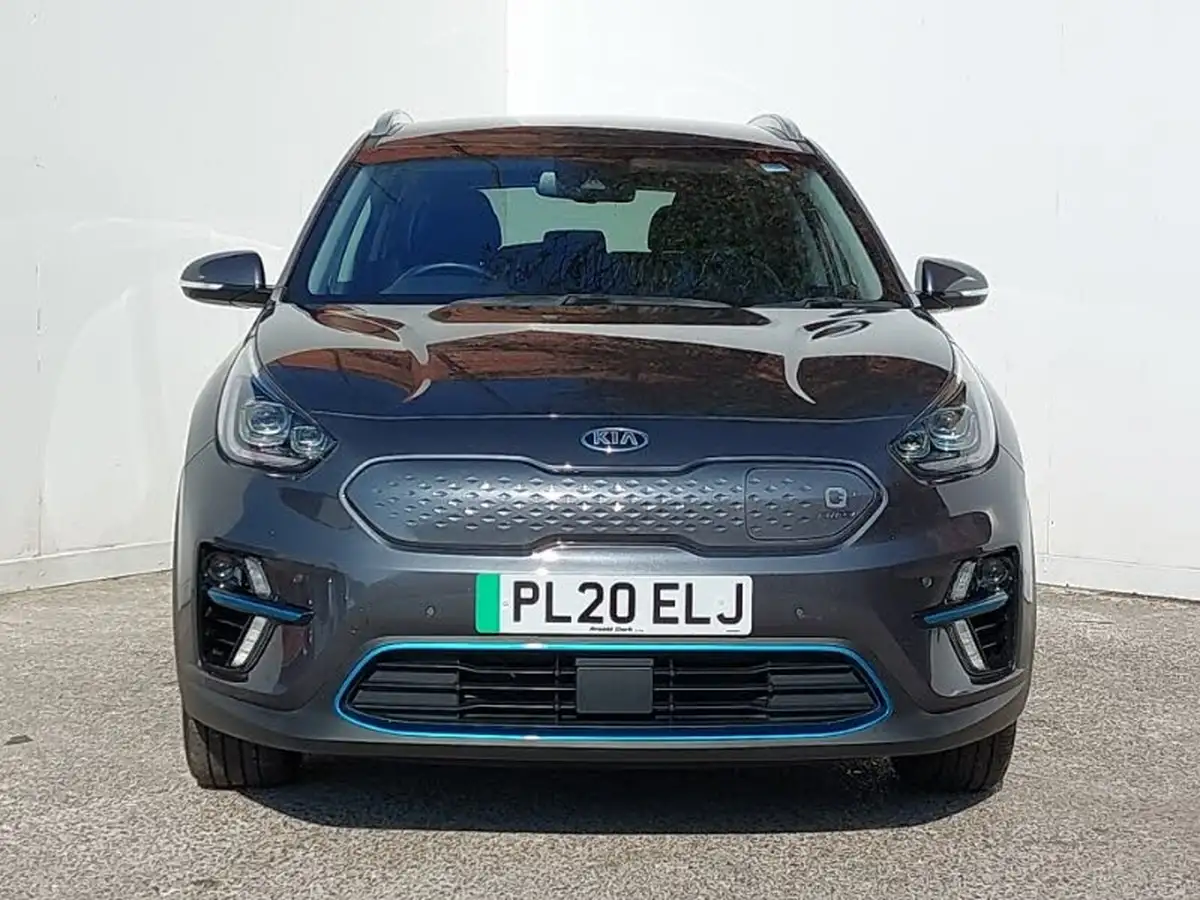 2020-kia-e-niro-ev-4-big-11