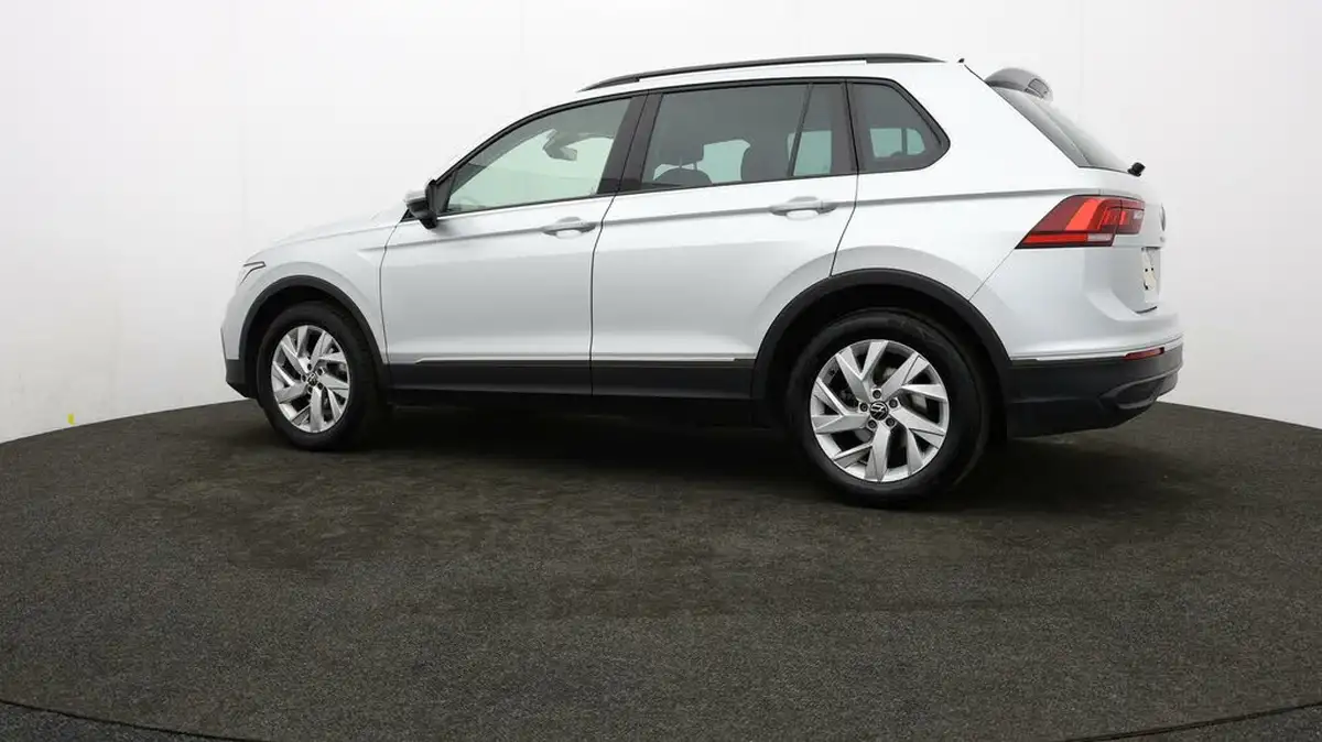 2021-volkswagen-tiguan-15-tsi-life-150ps-dsg-big-64