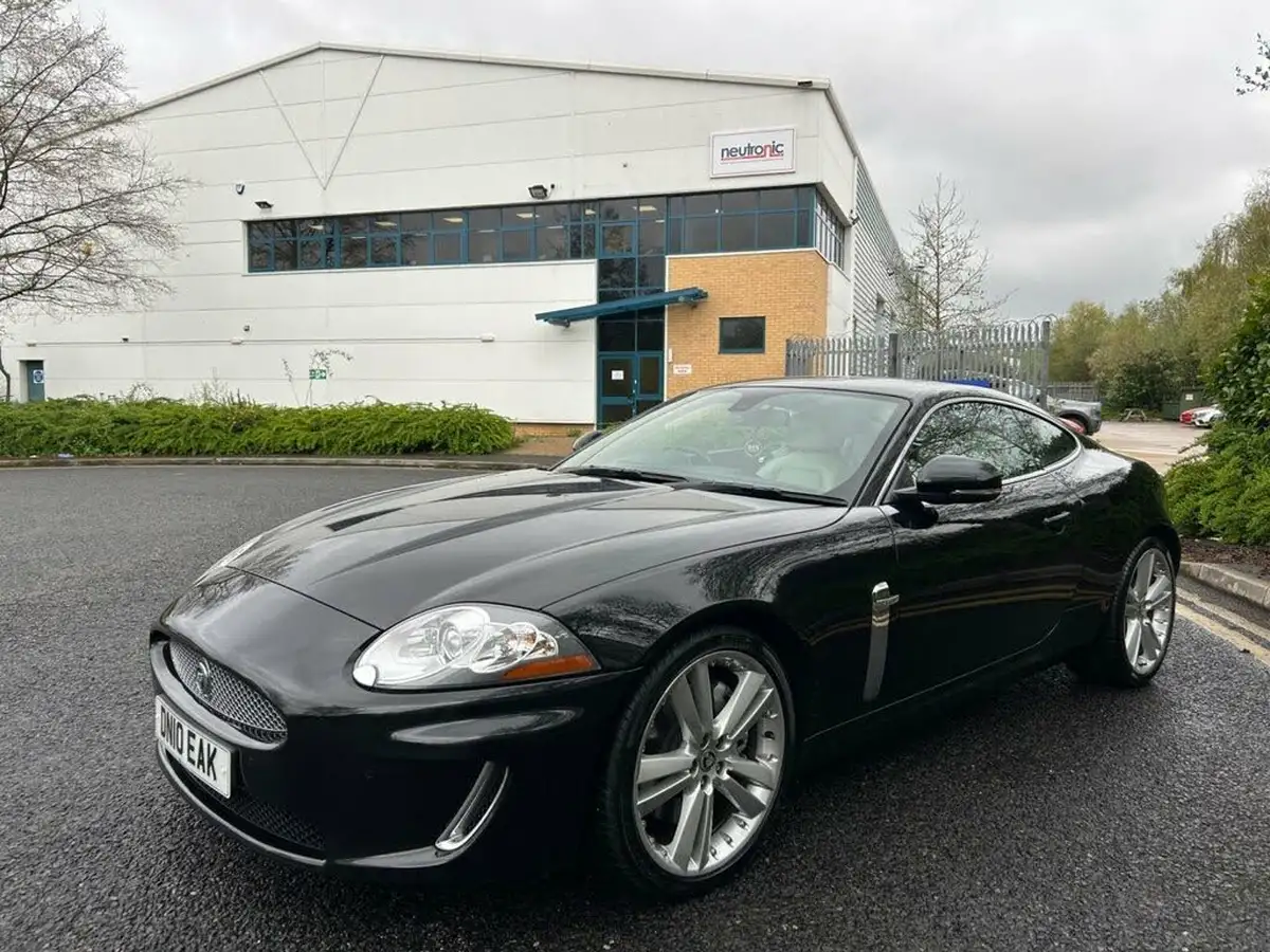 2010-jaguar-xk-50-portfolio-coupe-big-6
