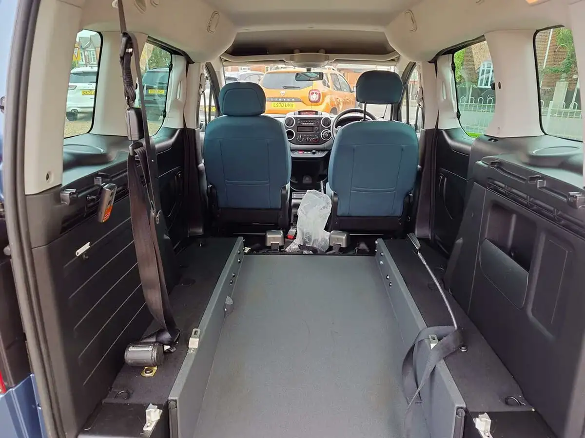 2017-citroen-berlingo-16bluehdi-multispace-feel-102ps-ss-etg6-big-17