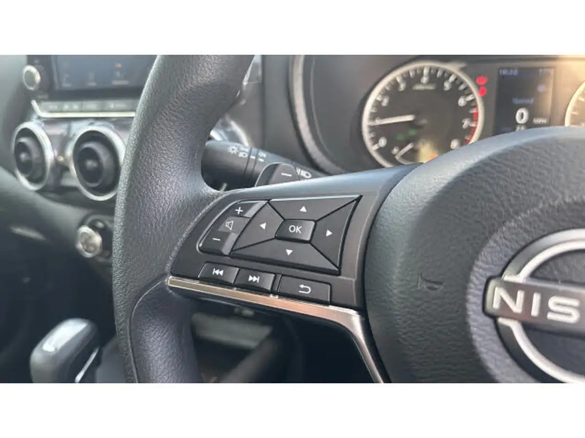 2023-nissan-juke-10-dig-t-acenta-dct-big-22