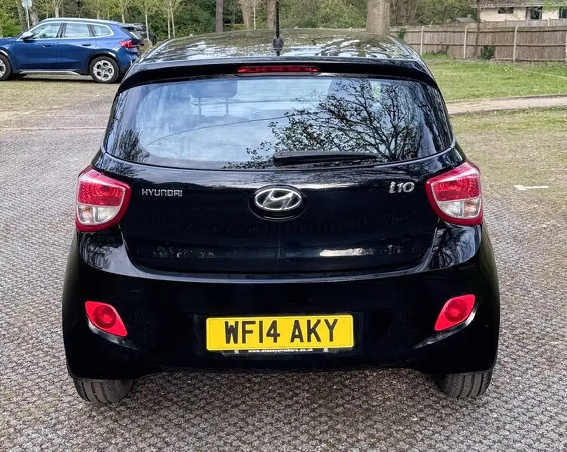 2014-hyundai-i10-10-se-big-8