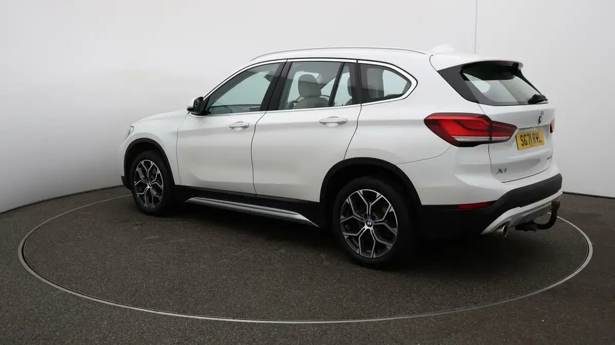 2021-bmw-x1-20-xdrive20i-xline-big-56