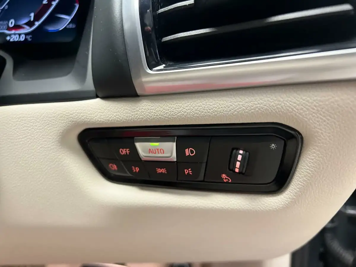 2021-bmw-8-series-30-840i-m-sport-coupe-2d-big-15