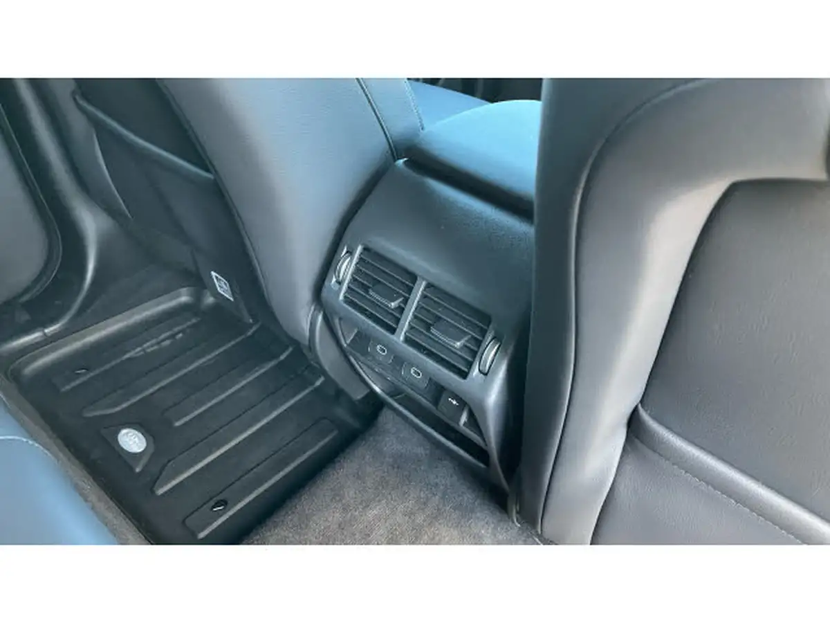 2024-land-rover-discovery-sport-20-d200-dynamic-se-big-17