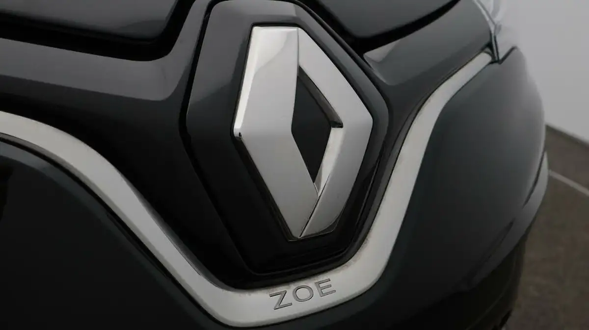 2022-renault-zoe-e-gt-edition-big-20