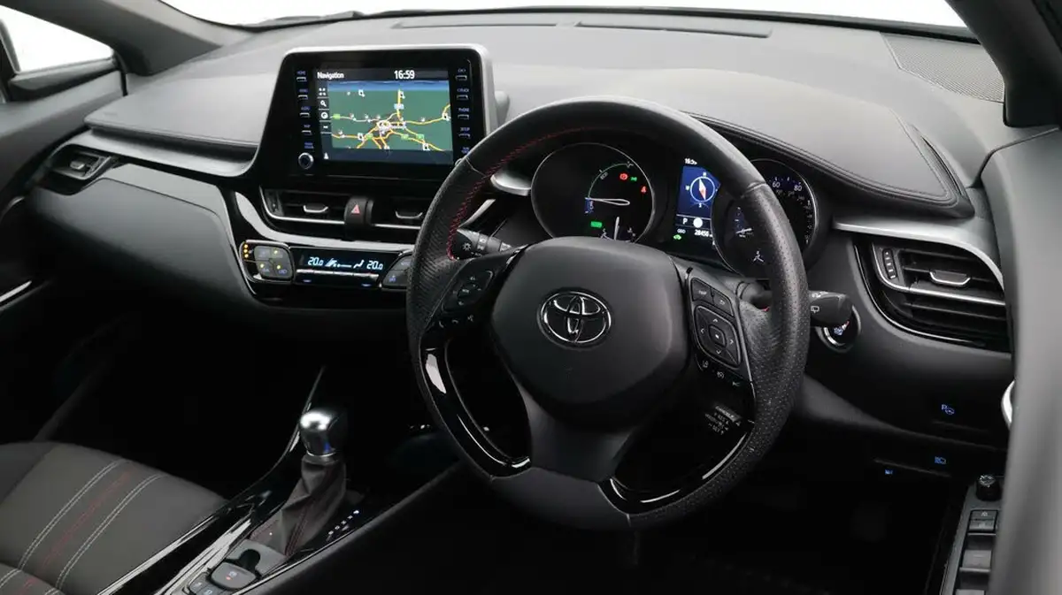 2021-toyota-c-hr-18-vvt-i-gr-sport-big-9