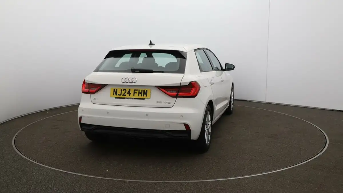 2024-audi-a1-10-25-tfsi-sport-s-tronic-big-48