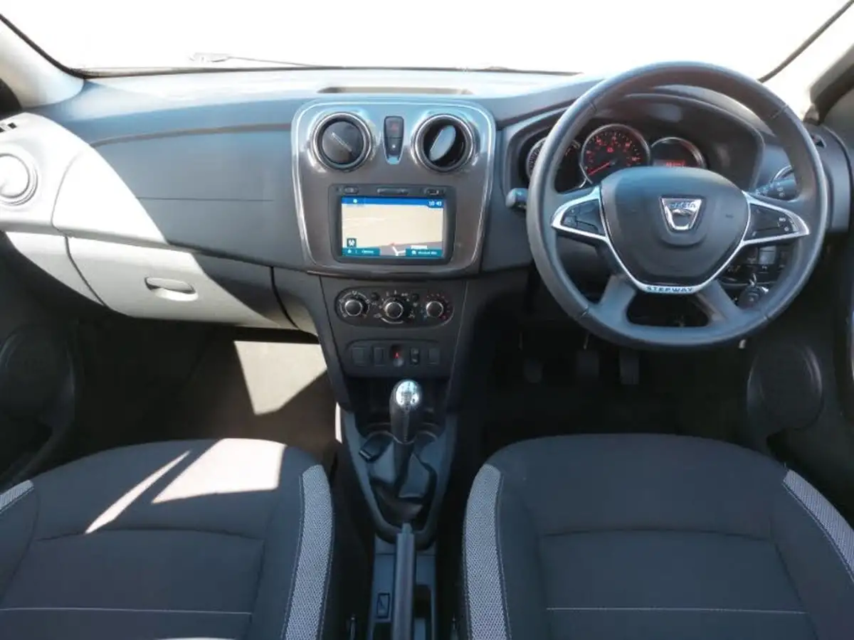 2021-dacia-sandero-stepway-09-tce-comfort-big-2