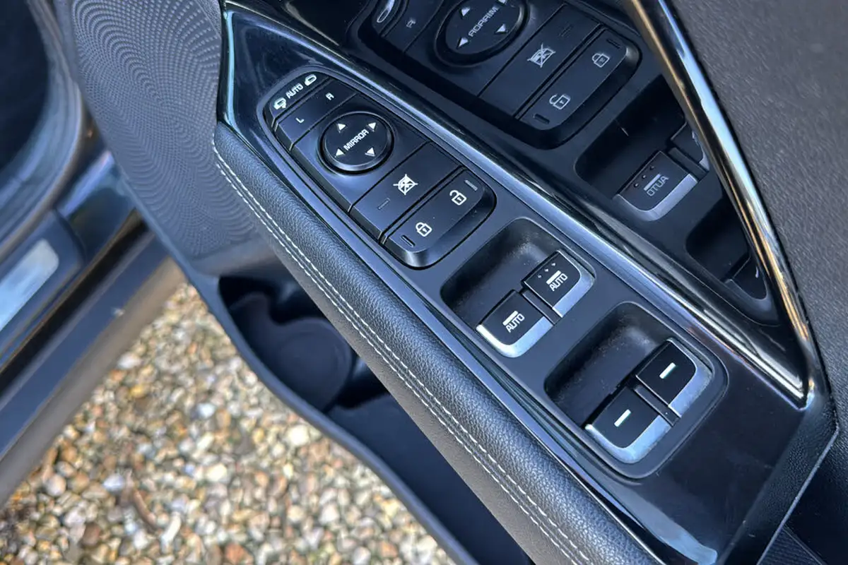 2021-kia-e-niro-ev-4-big-28