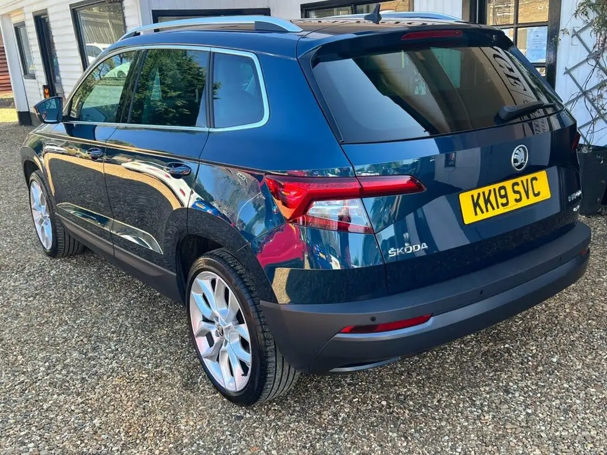 2019-skoda-karoq-15-tsi-edition-4x4-dsg-big-12