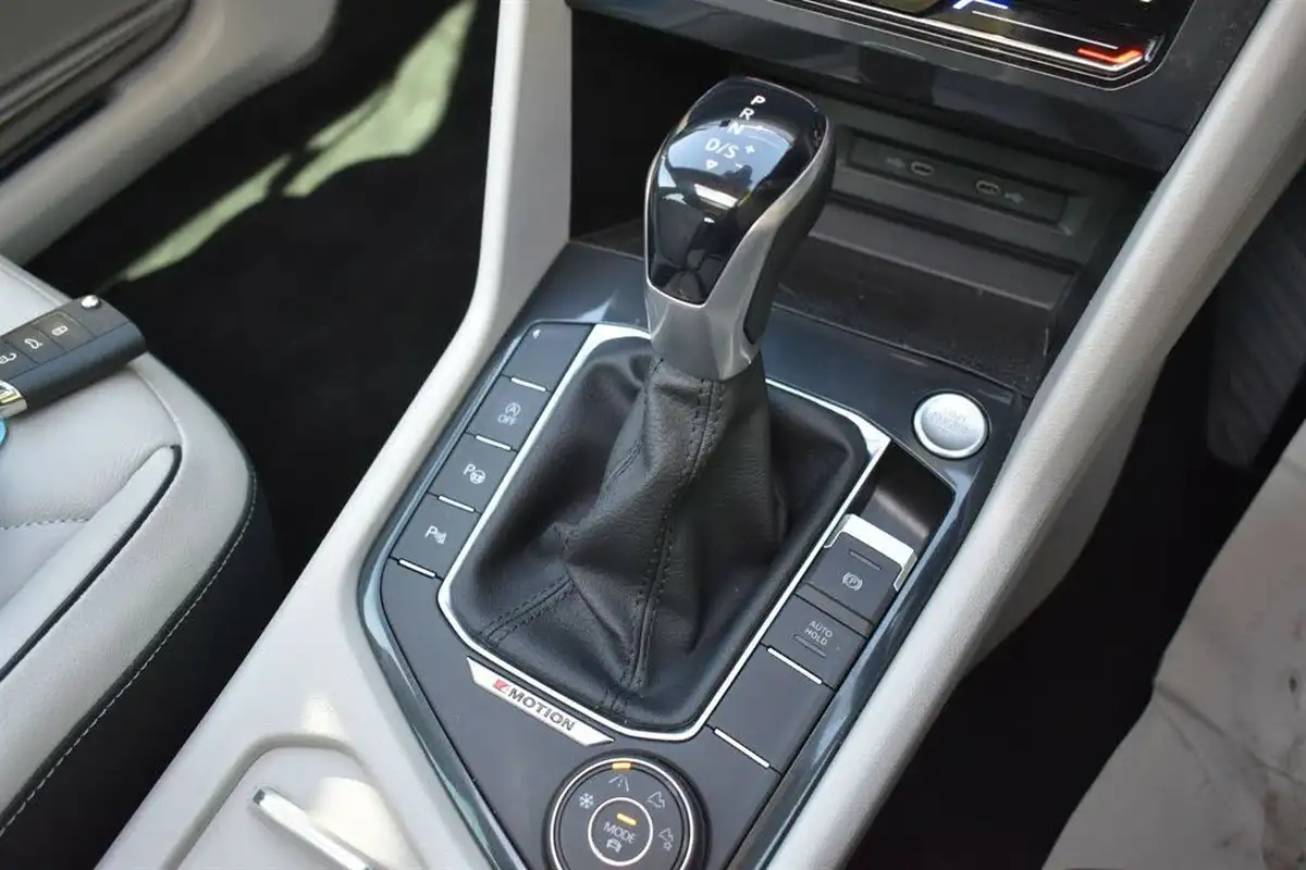 2021-volkswagen-tiguan-20tdi-elegance-200ps-4motion-big-7