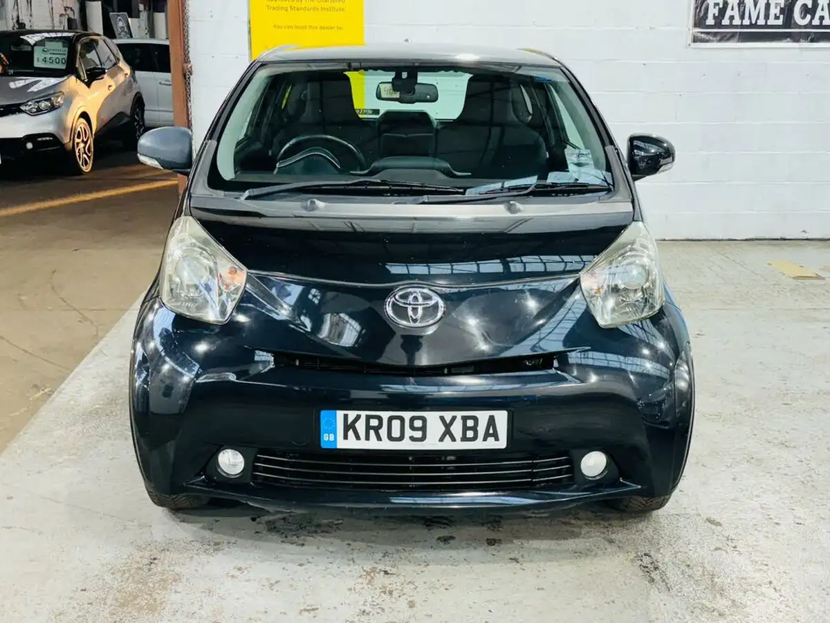 2009-toyota-iq-10-2-multidrive-big-1