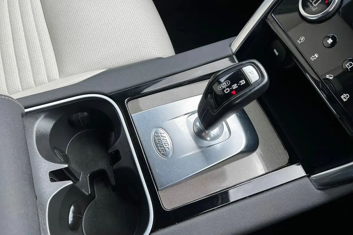 2020-land-rover-discovery-sport-20-d180-r-dynamic-se-big-11