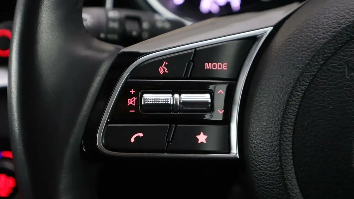 2023-kia-xceed-16-gdi-3-big-22