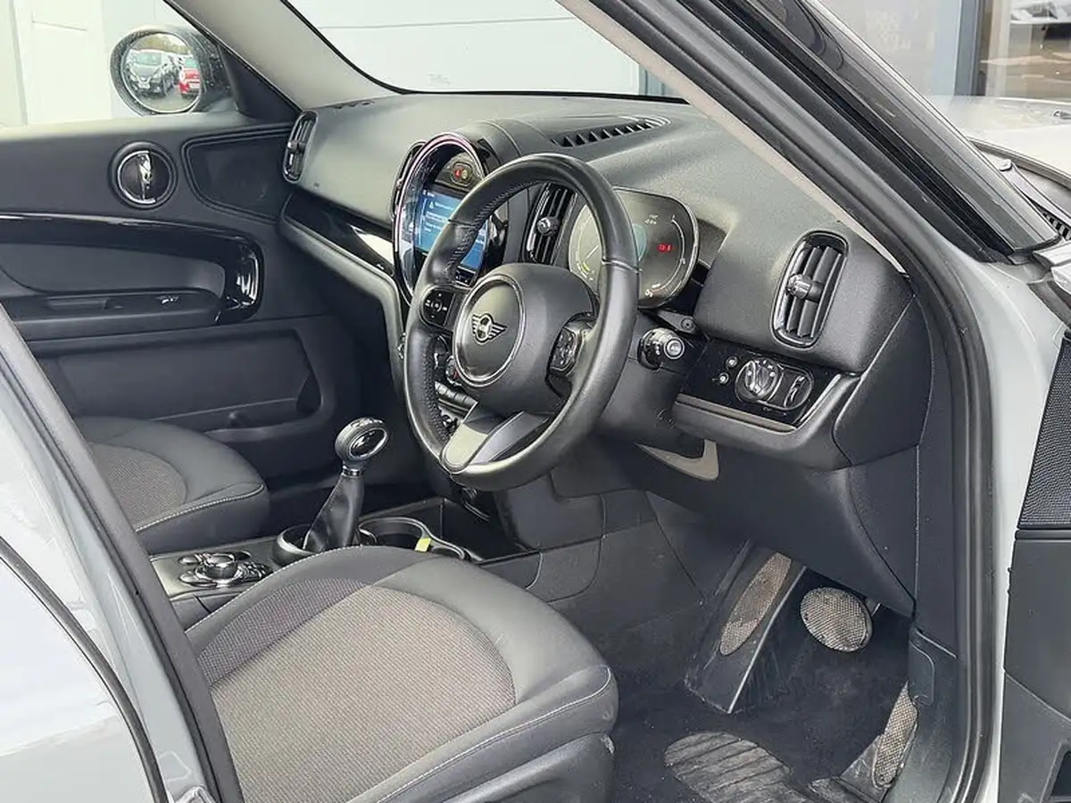 2022-mini-countryman-15-cooper-s-e-phev-classic-big-31